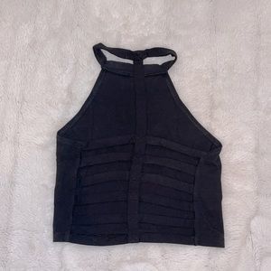 backless tank top